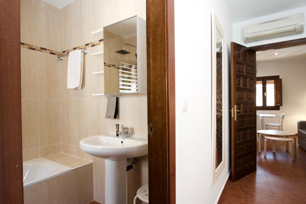 Apartamento Inside La Corrala 格拉纳达 外观 照片